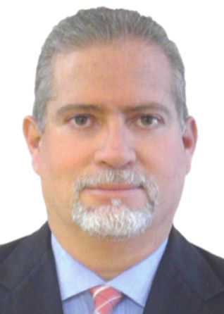 César Augusto Adrianzén Acurio